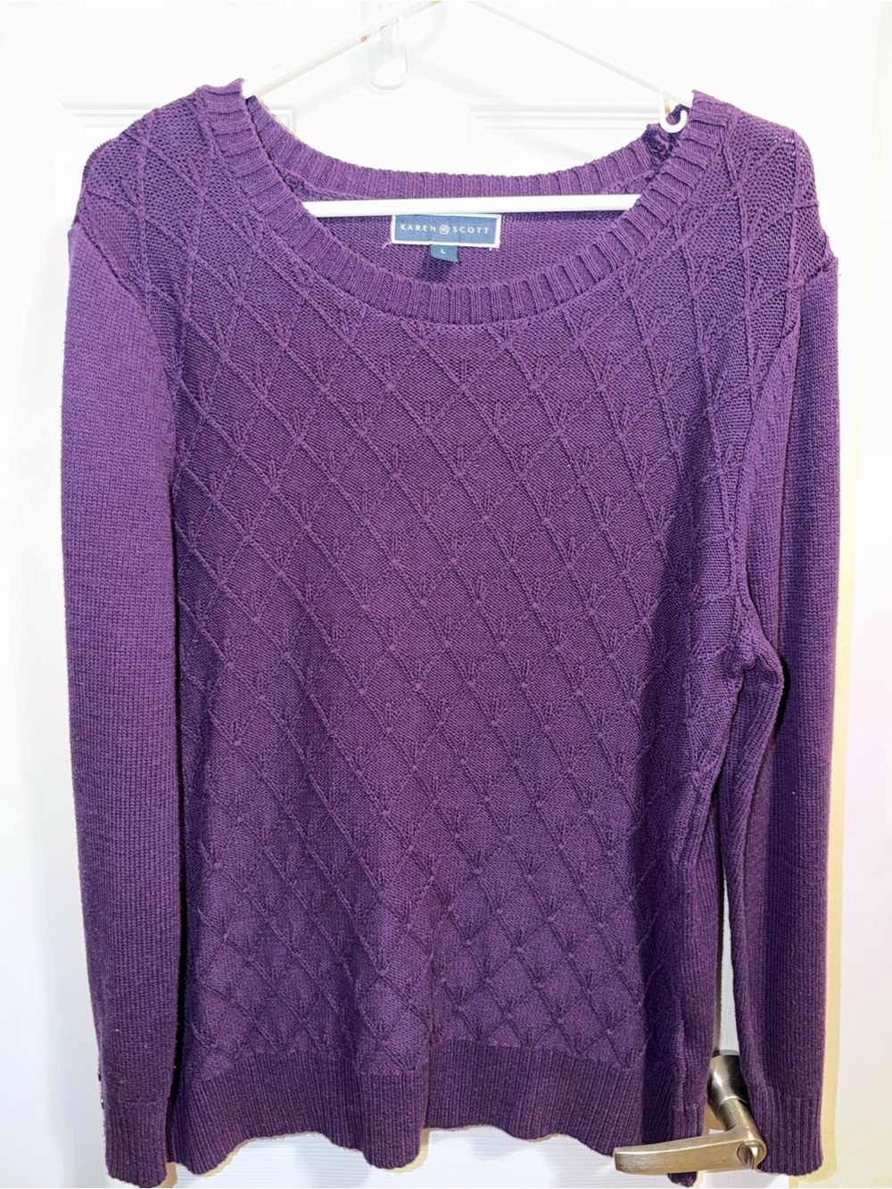 Women’s sweater